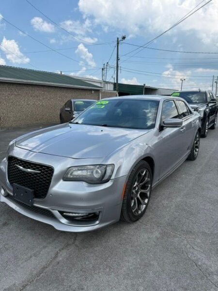2018 Chrysler 300